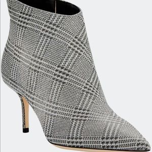 Jimmy Choo 
"Marinda Prince Of Stars"